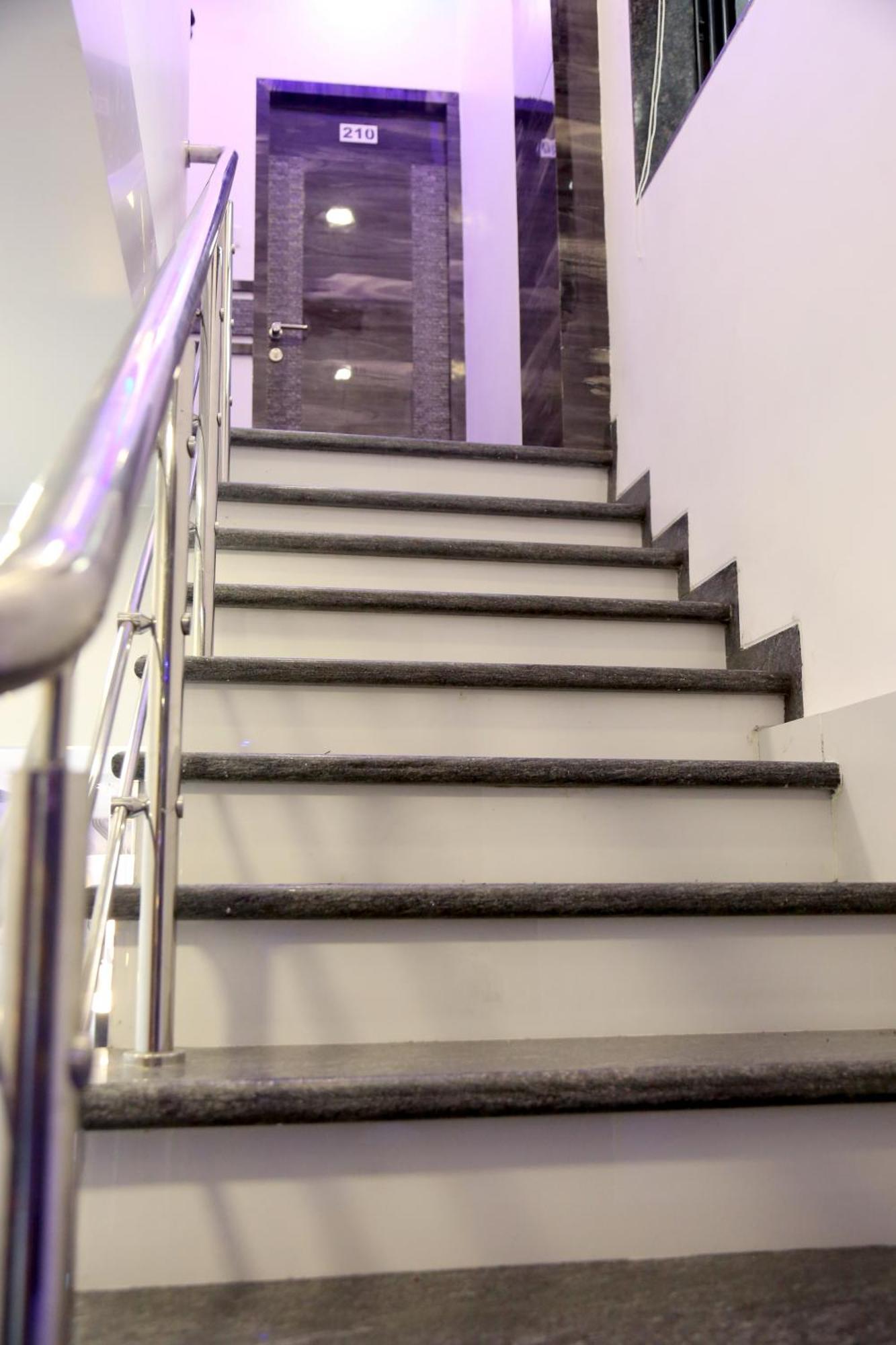 Hotel Magnum Airport T-2 Βομβάη Εξωτερικό φωτογραφία