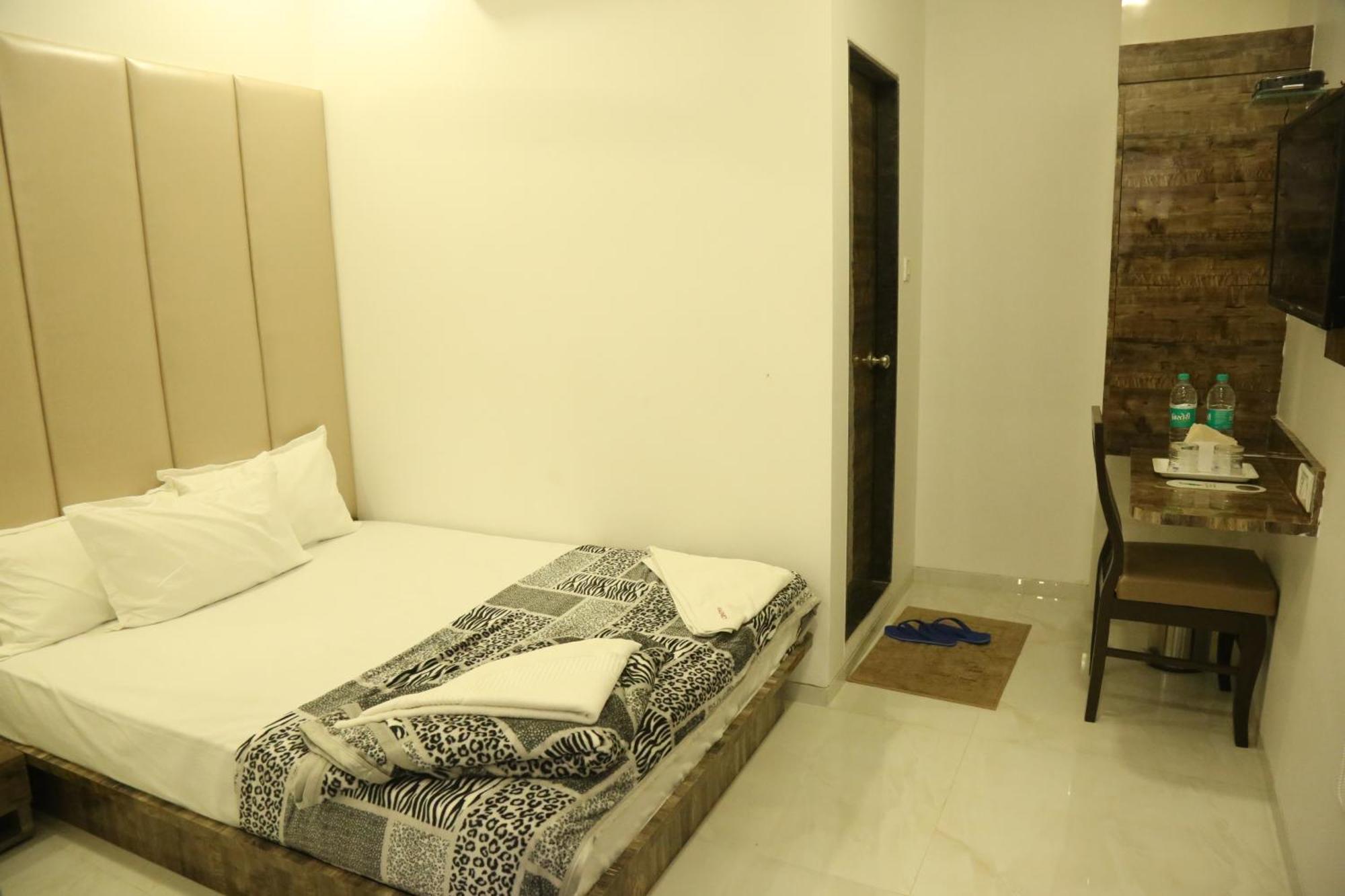 Hotel Magnum Airport T-2 Βομβάη Εξωτερικό φωτογραφία
