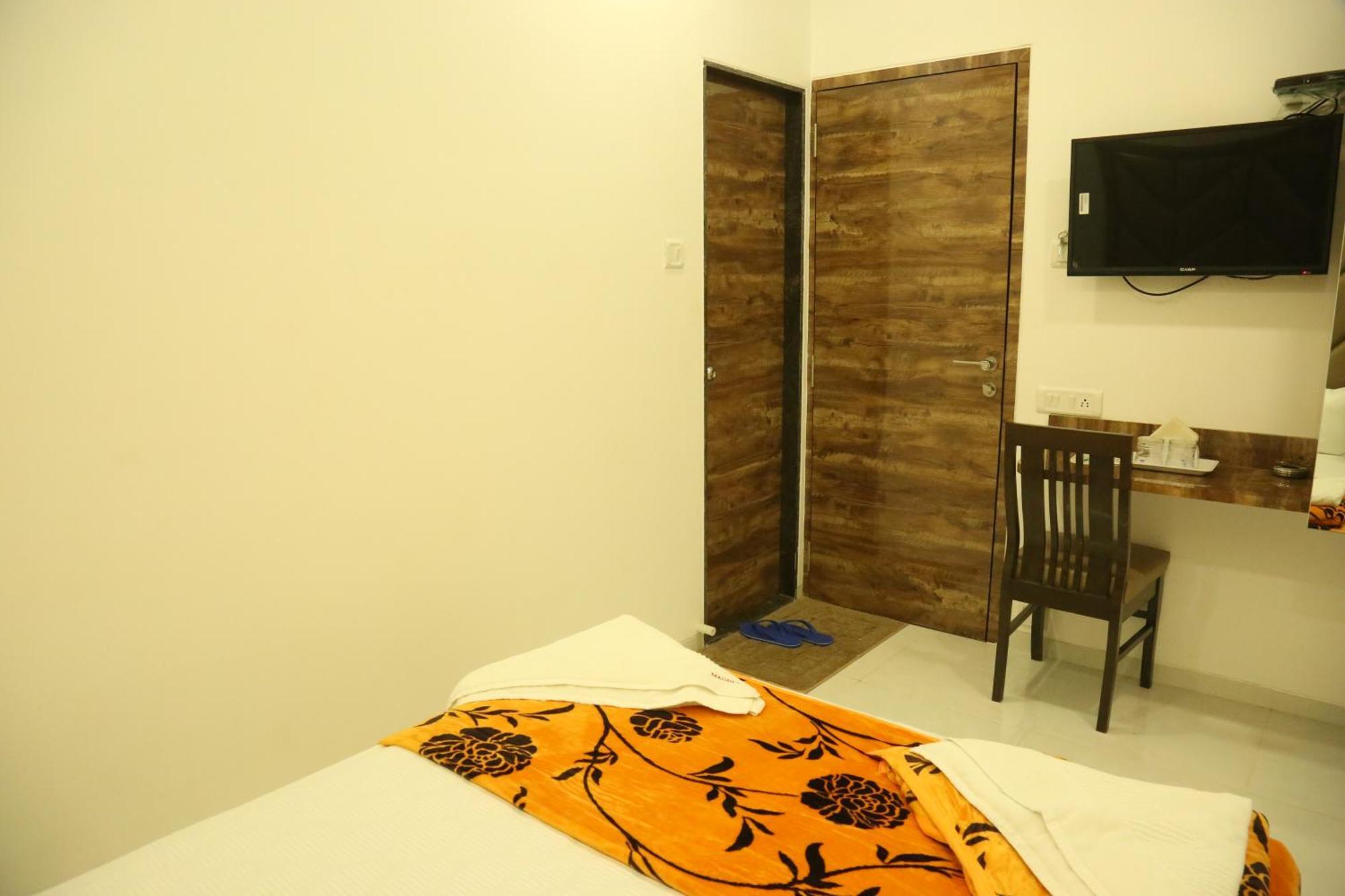 Hotel Magnum Airport T-2 Βομβάη Εξωτερικό φωτογραφία