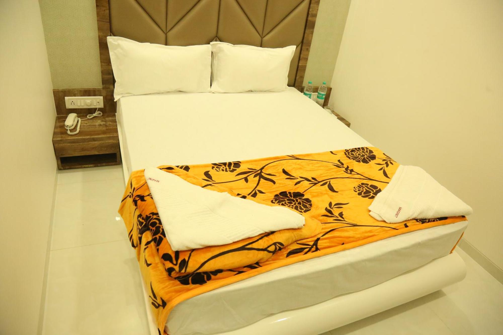 Hotel Magnum Airport T-2 Βομβάη Εξωτερικό φωτογραφία
