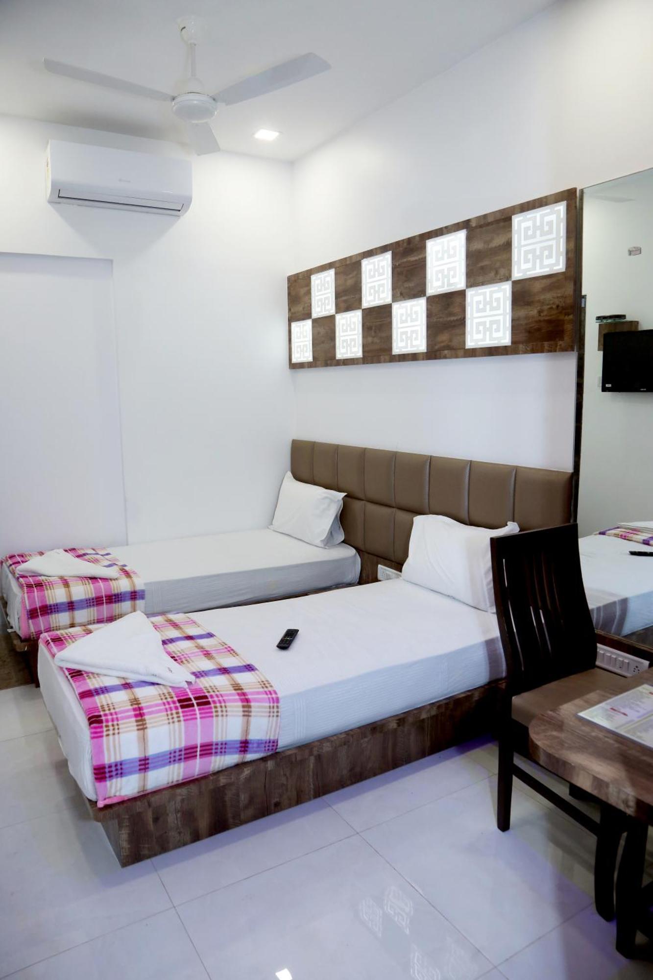 Hotel Magnum Airport T-2 Βομβάη Εξωτερικό φωτογραφία