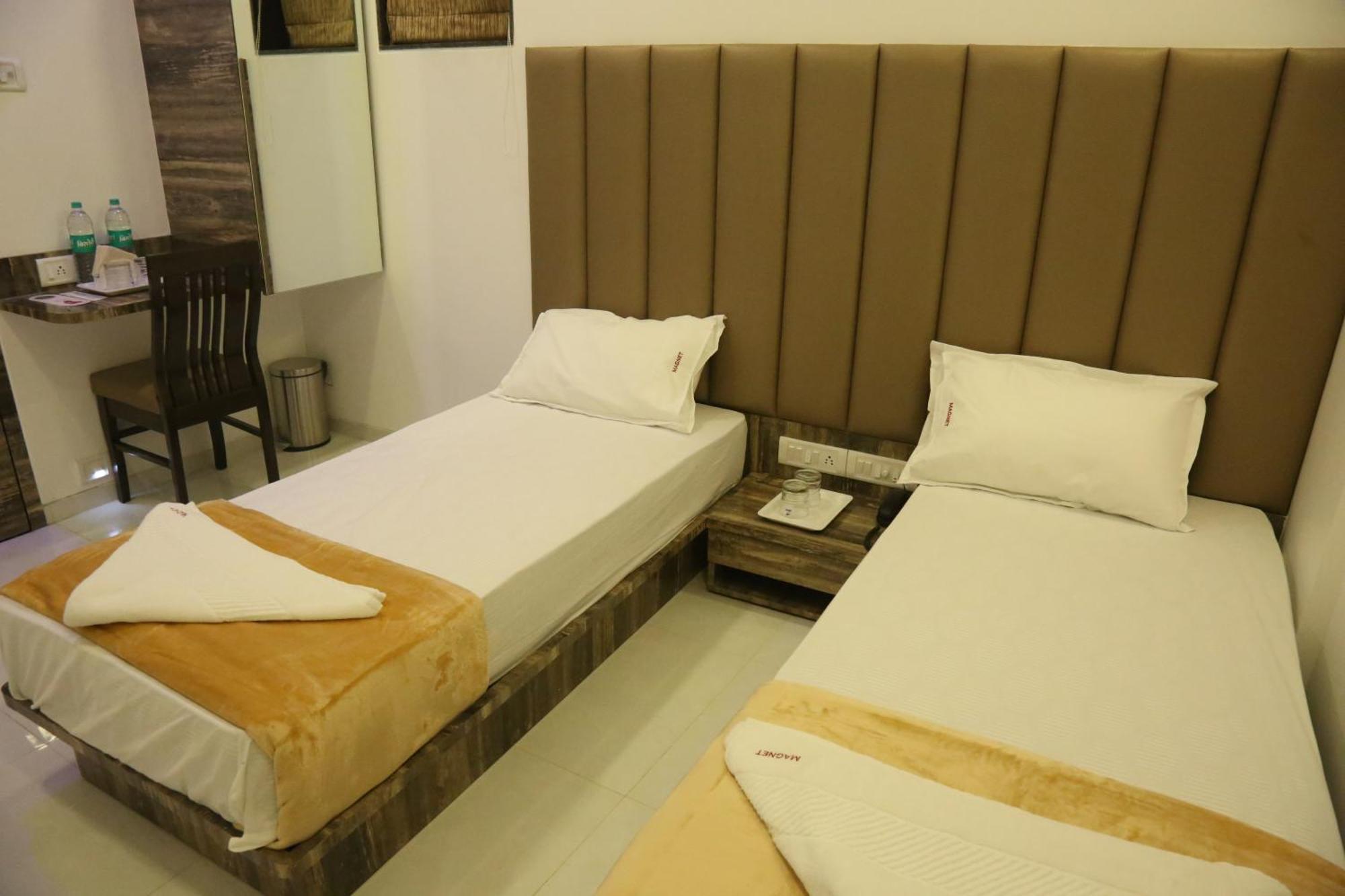 Hotel Magnum Airport T-2 Βομβάη Εξωτερικό φωτογραφία