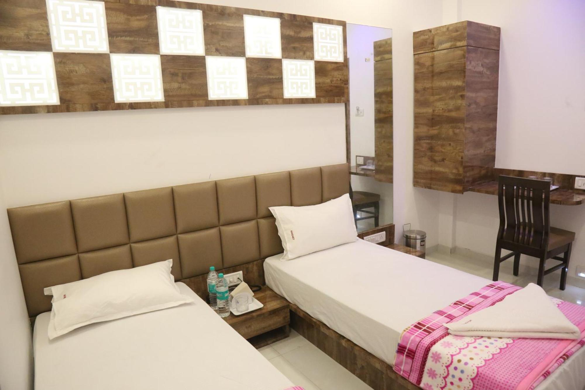 Hotel Magnum Airport T-2 Βομβάη Εξωτερικό φωτογραφία