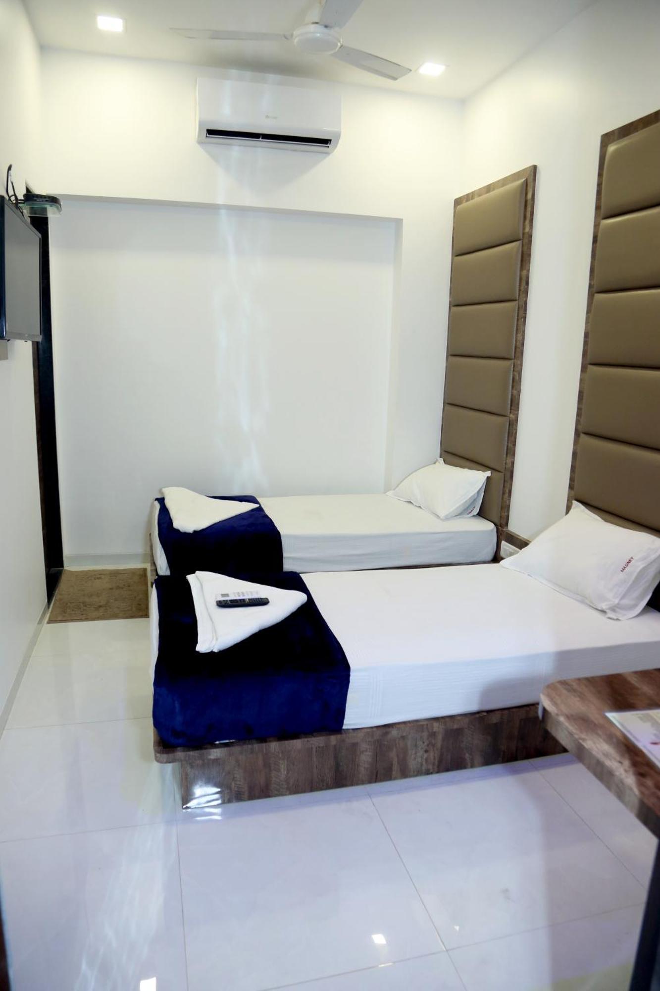 Hotel Magnum Airport T-2 Βομβάη Εξωτερικό φωτογραφία
