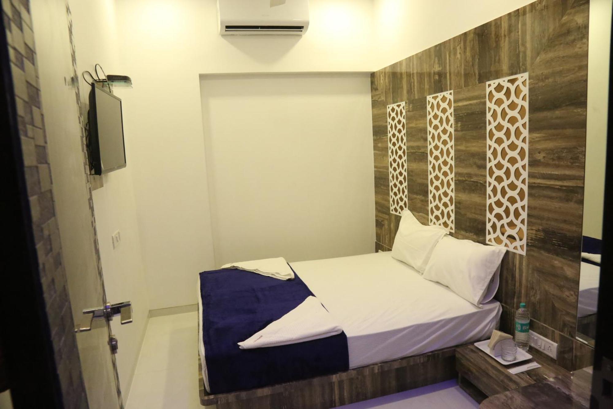 Hotel Magnum Airport T-2 Βομβάη Εξωτερικό φωτογραφία