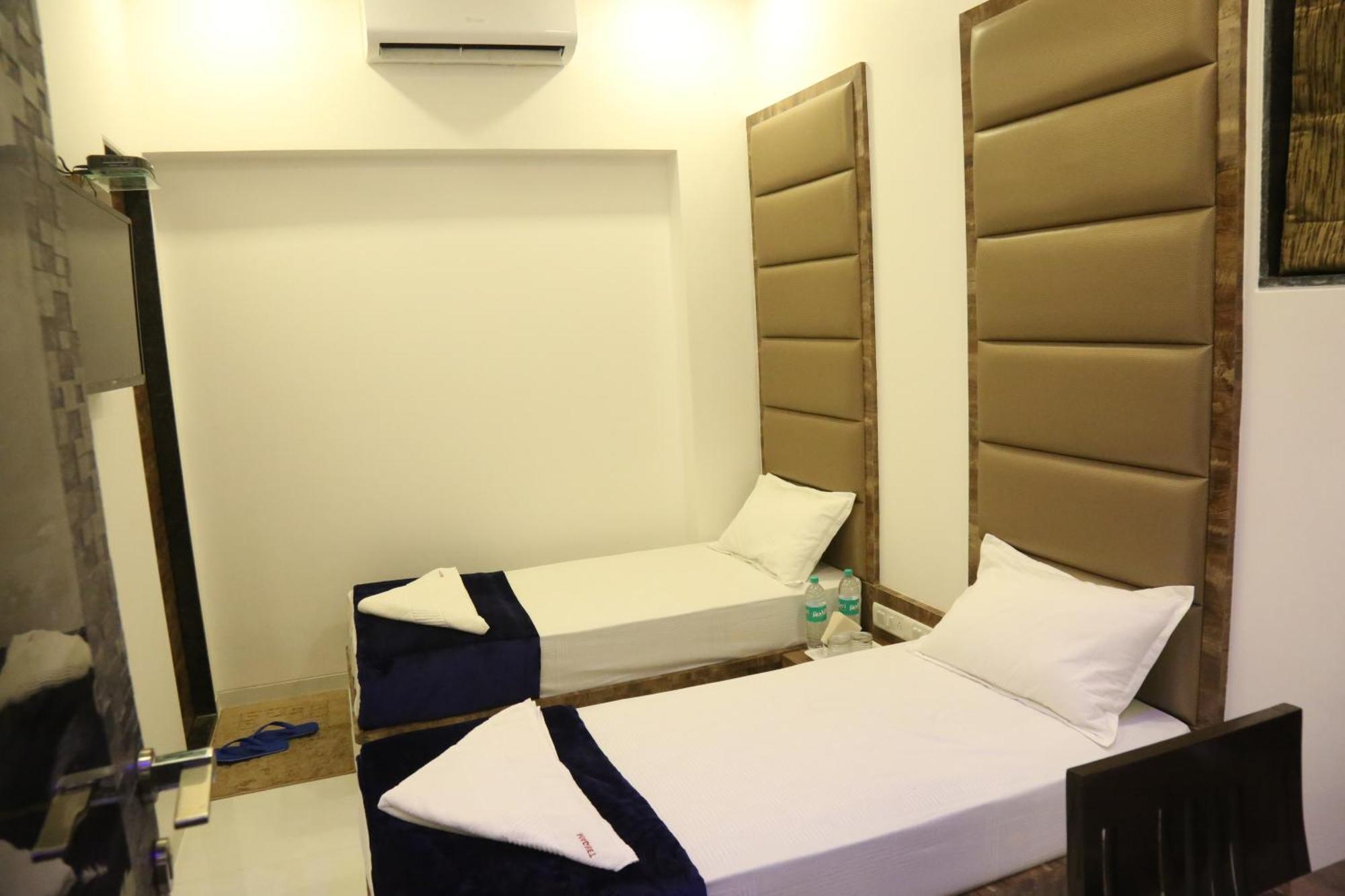Hotel Magnum Airport T-2 Βομβάη Εξωτερικό φωτογραφία