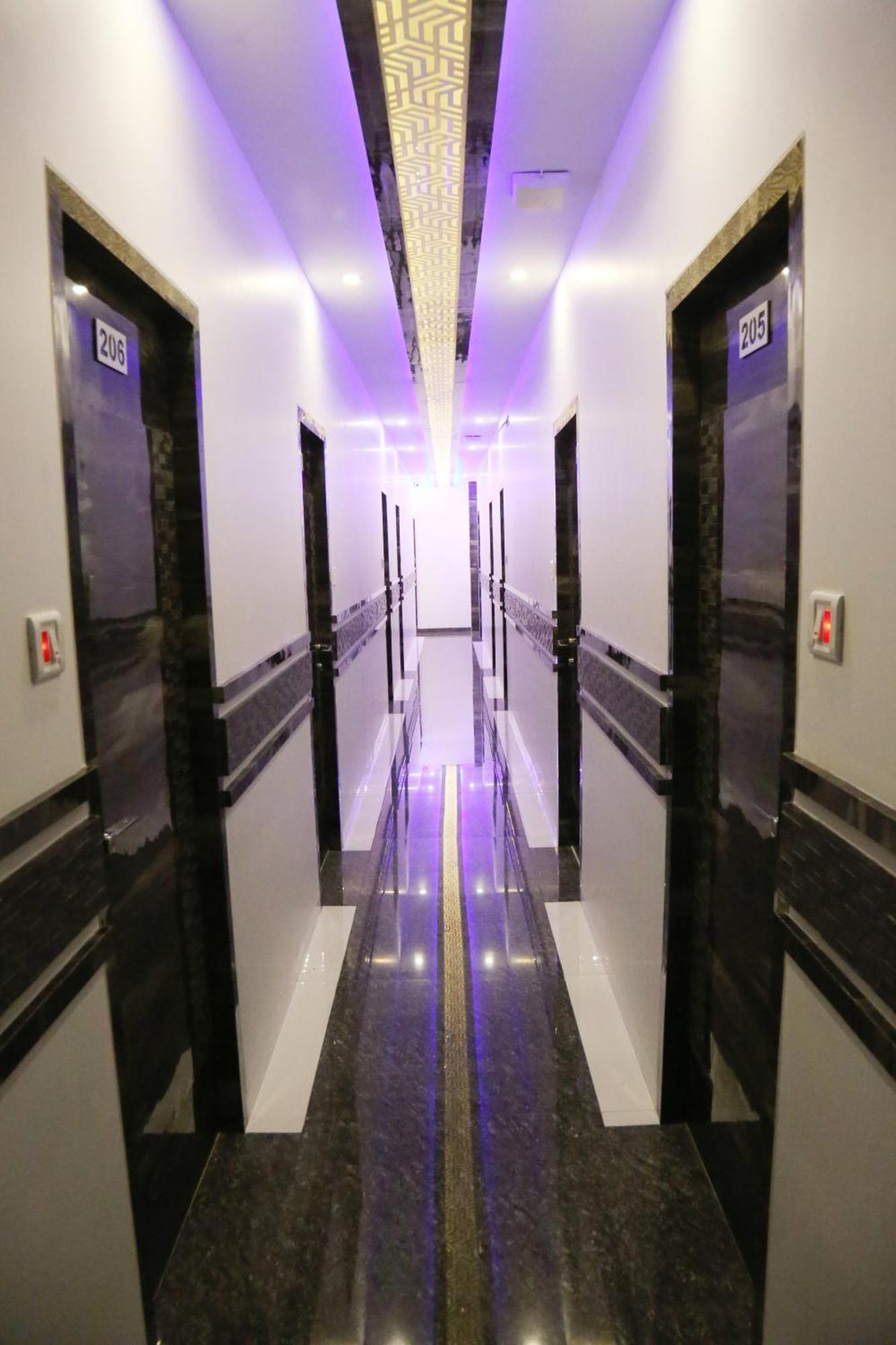 Hotel Magnum Airport T-2 Βομβάη Εξωτερικό φωτογραφία